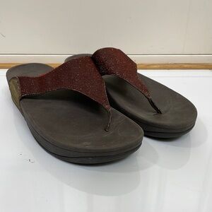 FitFlop Lulu Chocolate thong metallic glitter platform sandals flip flop…